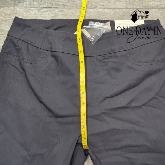 Slim-Sation Petite Straight Leg Capri Pants Size PM - Picture 4 of 6